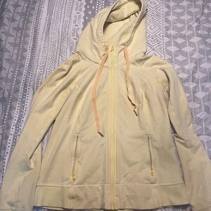 Yellow lululemon sweater, size 12, good condition